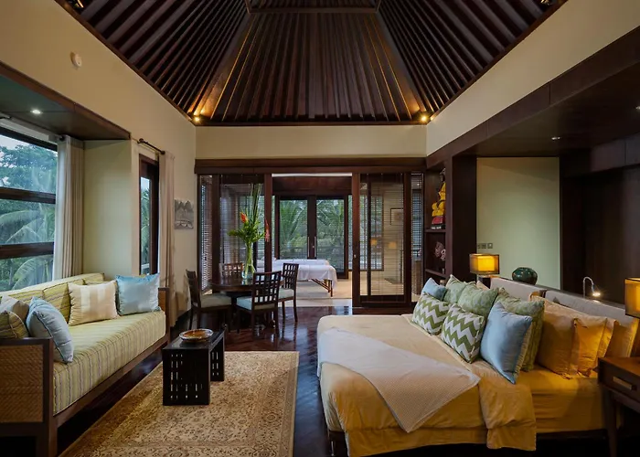 The Luxe - A Boutique Villa *